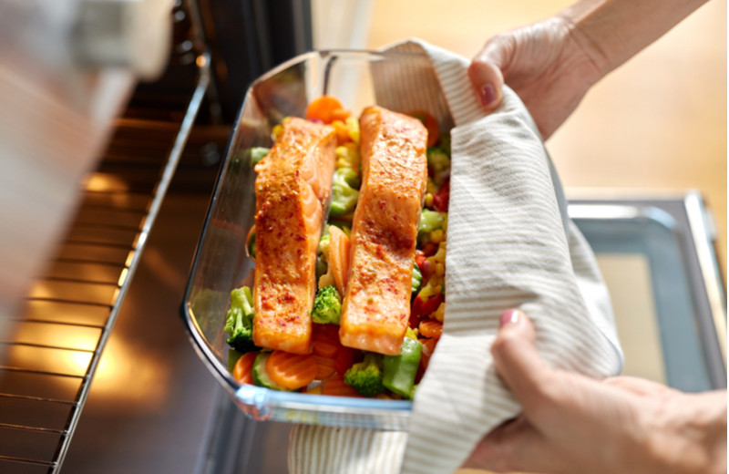 Salmon con verduras al horno