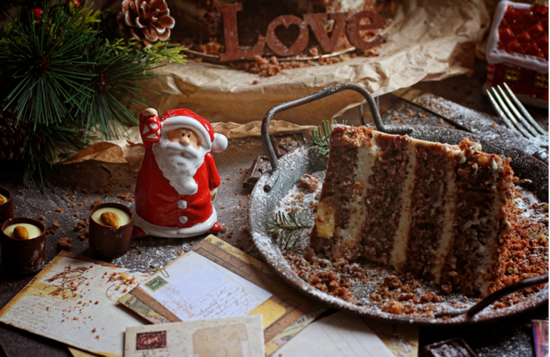 pastel navideño de chocolate con crema pastelera